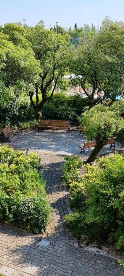 شقة Dolce Blu Sirmione ريفولتيلا المظهر الخارجي الصورة