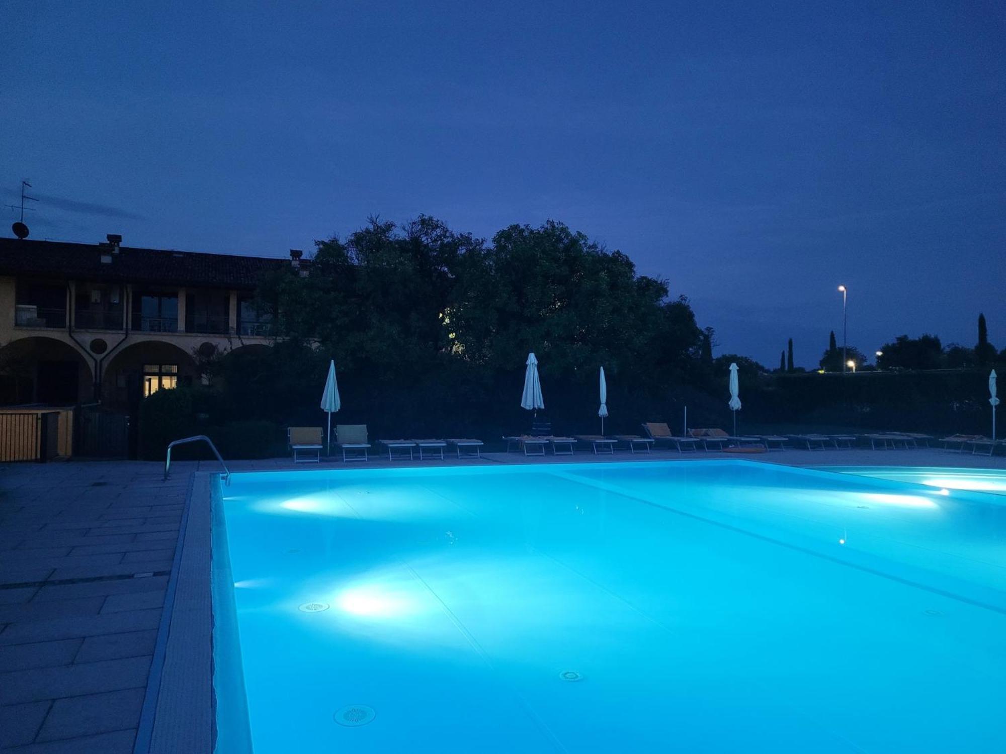 شقة Dolce Blu Sirmione ريفولتيلا المظهر الخارجي الصورة